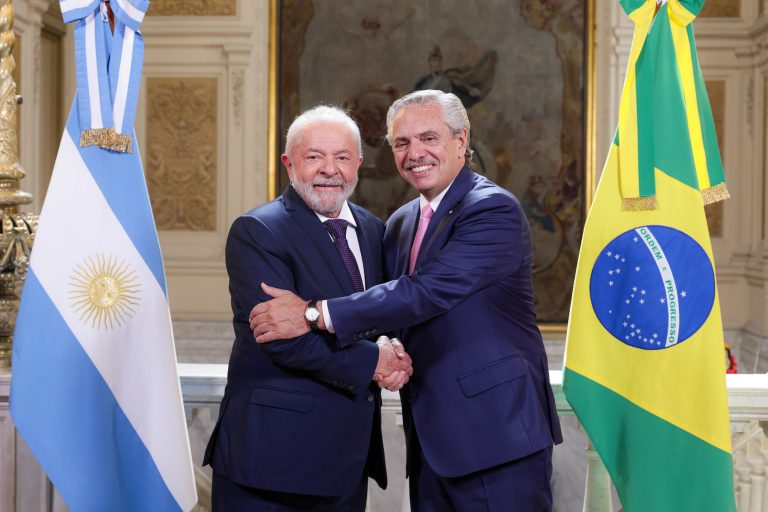 Alberto Fernández recibió a Lula y coincidieron en “profundizar la relación estratégica”