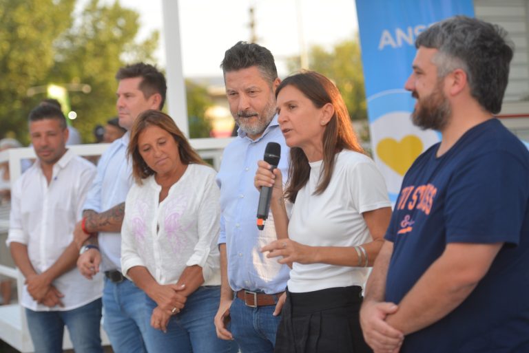 Raverta y Menéndez inauguraron una oficina de Anses en Merlo