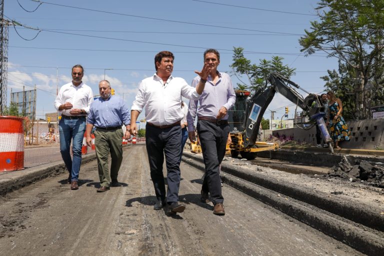 Espinoza y Katopodis recorrieron la repavimentación de la Ruta 3