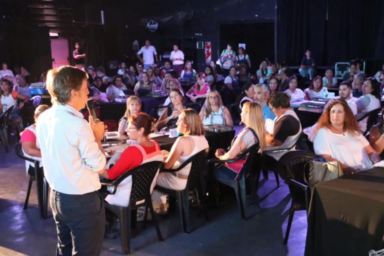 Encuentro de robótica para docentes de las escuelas primarias de San Miguel