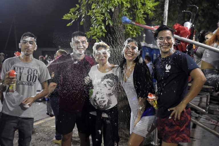 Temporada de carnavales en Almirante Brown