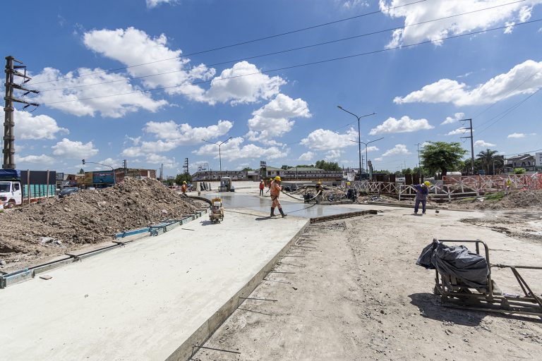 Avanza ampliación de la Rotonda Los Pinos