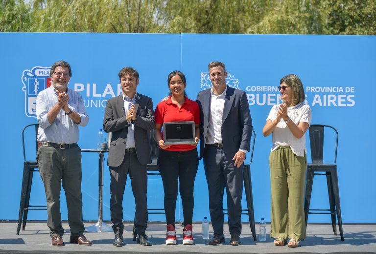 Kicillof y Achával inauguraron el nuevo edificio de la Escuela Secundaria N°31 de Pilar