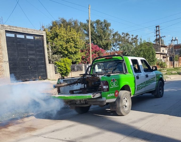 Tareas de fumigación en Esteban Echeverría