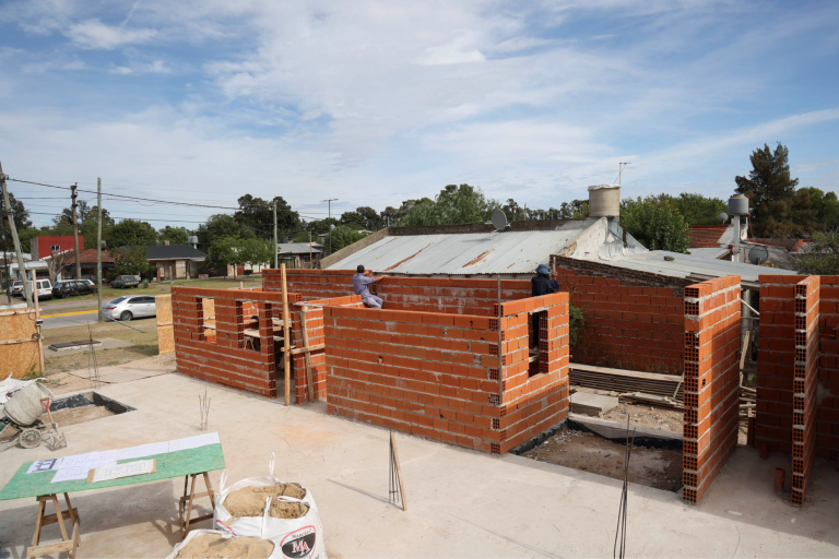 Avanza obra en Casa de Día en Alejandro Korn
