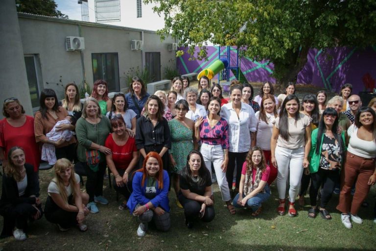 Mendoza encabezó un Encuentro Internacional de Mujeres