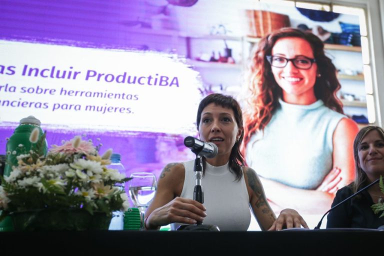 Mayra Mendoza participó de la Jornada Incluir ProductiBA