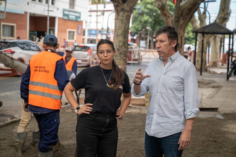 Ya comenzó la renovación del centro comercial de Villa Adelina