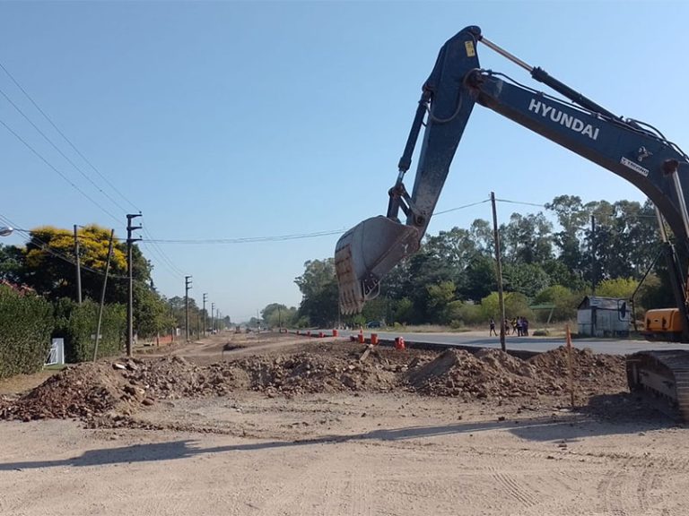 Suman obras hidráulicas en diferentes puntos de Varela