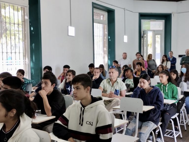 Se lanzaron en Marcos Paz las Pasantías Municipales 2023