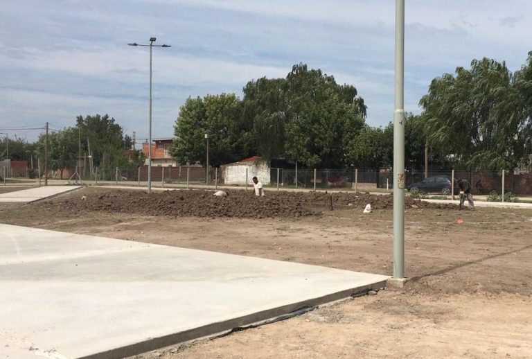 Avanza construcción de nueva plaza en Guernica