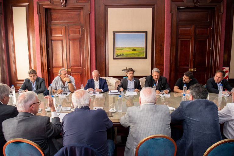 La Provincia se compromete a avanzar con la conexión de cámaras en los colectivos