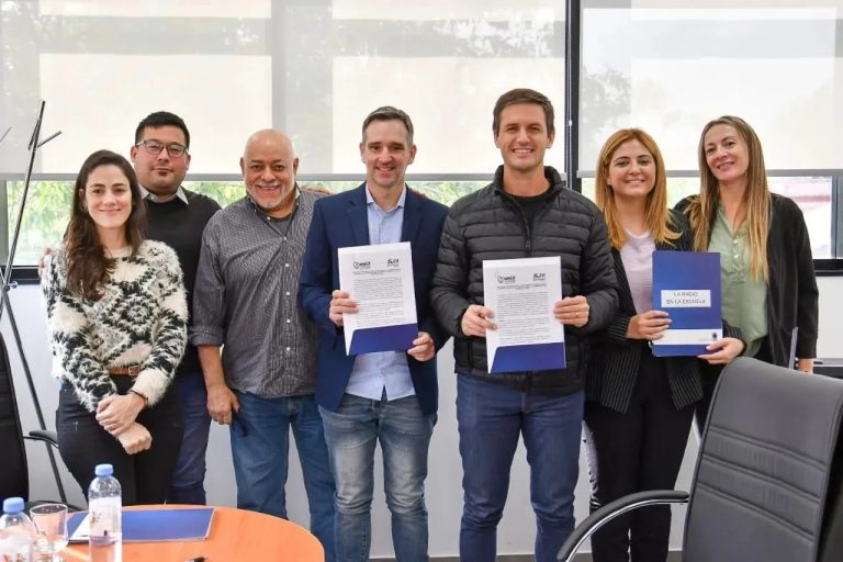 Convenios para aumentar oferta académica en San Vicente