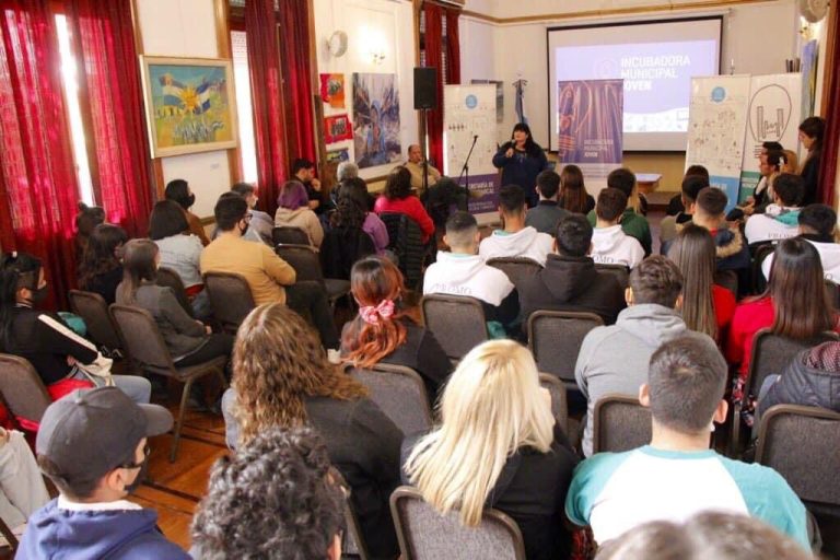 En San Miguel extendieron las inscripciones para la Incubadora Municipal de Empresas y Jóvenes