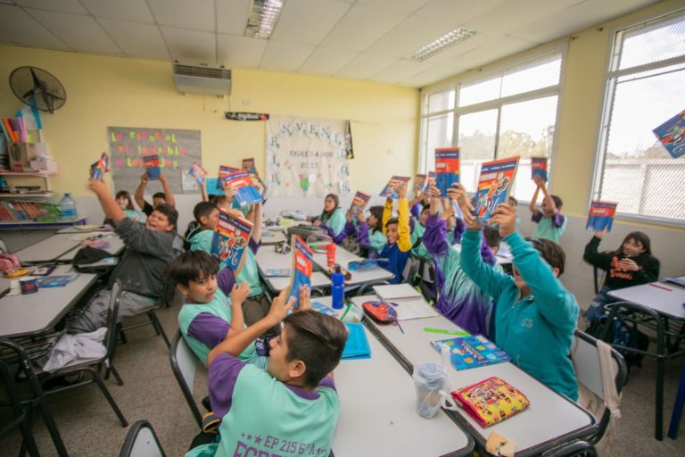 En La Matanza se realizó “A la Escuela Mejor con Libros”