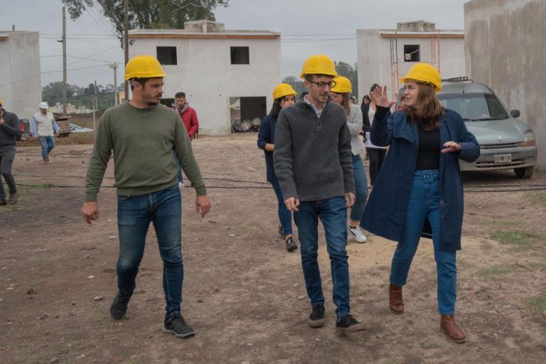 Avanza construcción de viviendas en Moreno Norte