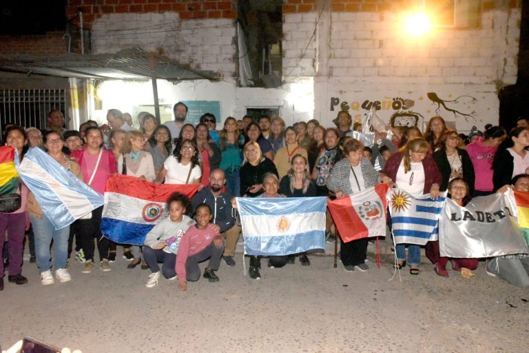 Galmarini visitó Don Torcuato y le expresó a los vecinos: “Saben que cuentan conmigo siempre”
