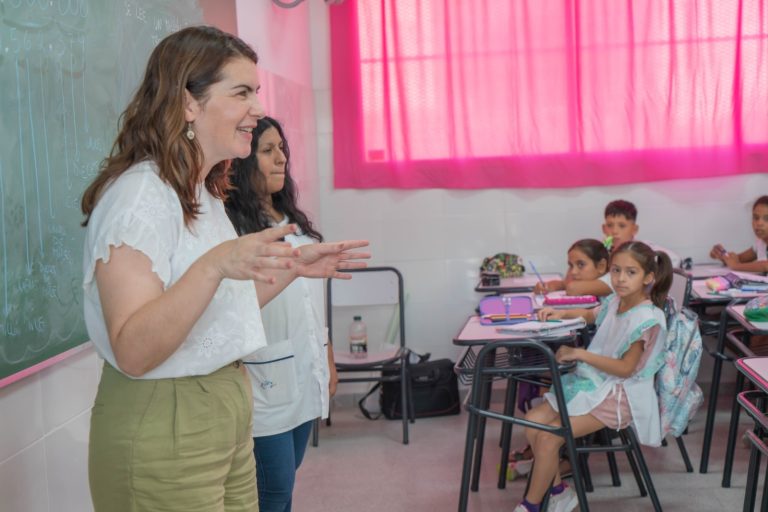 Continúan las obras en institutos educativos de Moreno Norte