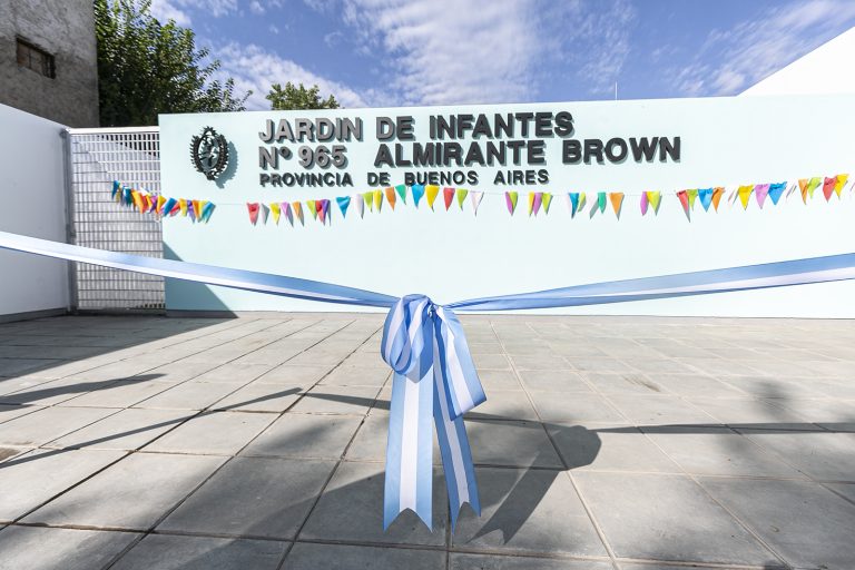 Se construyen dos nuevos jardines en Almirante Brown