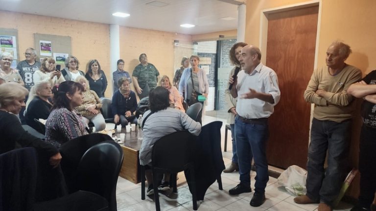 Jornada recreativa para adultos mayores en Marcos Paz