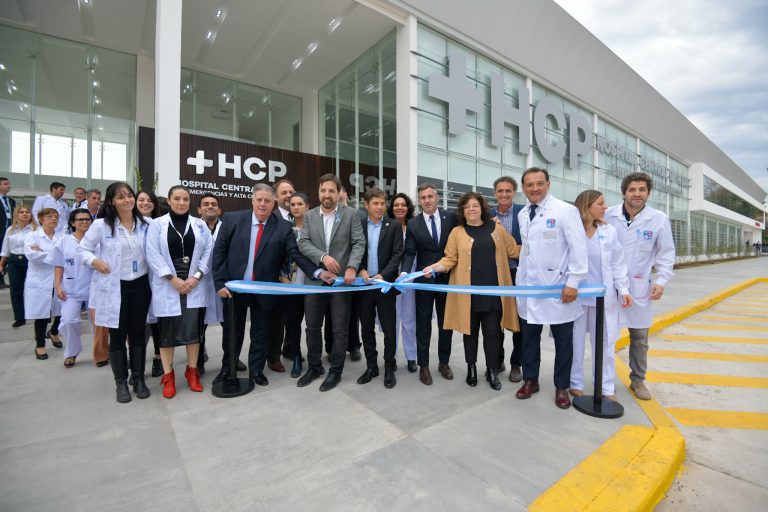 Kicillof y Achával inauguraron el Hospital Central de Pilar