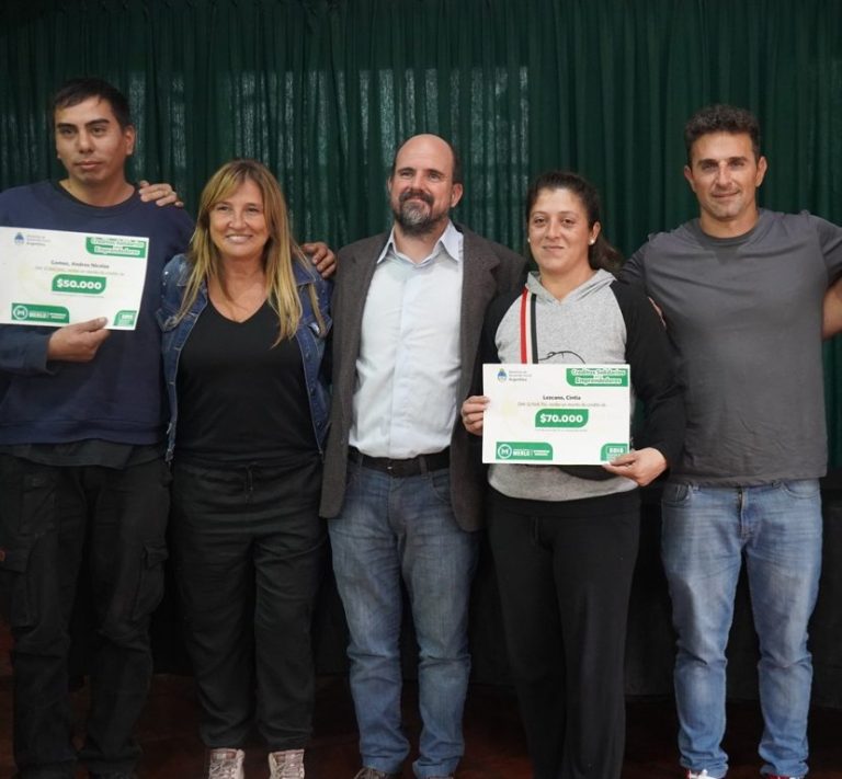 Entregaron microcréditos en Merlo