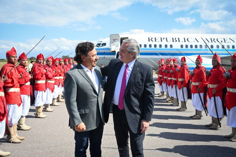 El Presidente aseguró que el préstamo del FMI “es un delito”