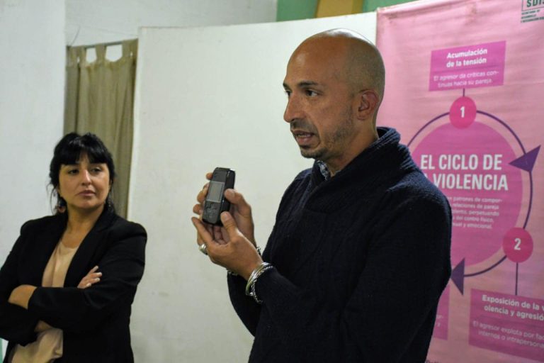 Taller sobre violencia de género en Merlo