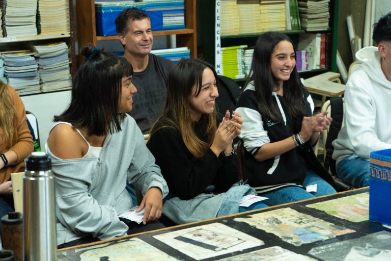 Promueven creación de centros de estudiantes en escuelas de Moreno