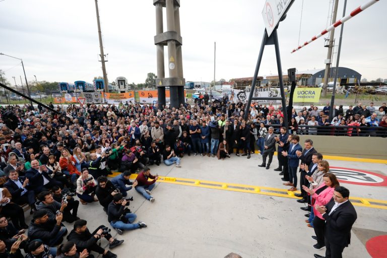 Massa, Andreotti y Giuliano inauguraron un nuevo paso bajo a nivel en San Fernando
