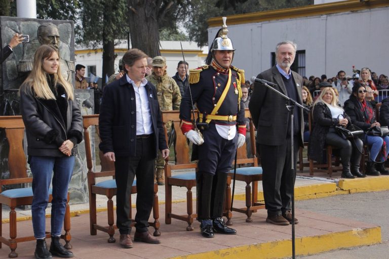 Más de 4.200 alumnos de San Miguel prometieron lealtad a la bandera en Campo de Mayo