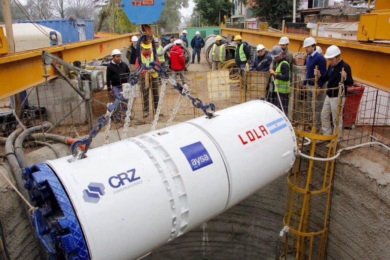Obra de cloacas en San Miguel