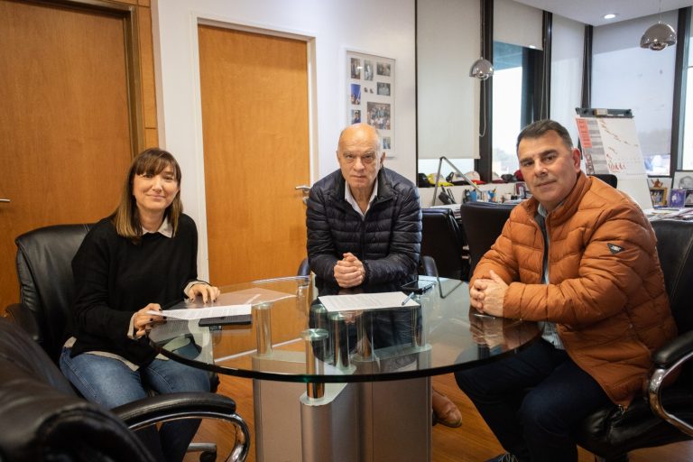 Convenio entre Lanús y Azul