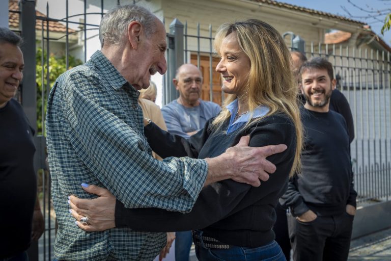 Continúa el plan de obras de agua y cloacas de AySA en Lomas