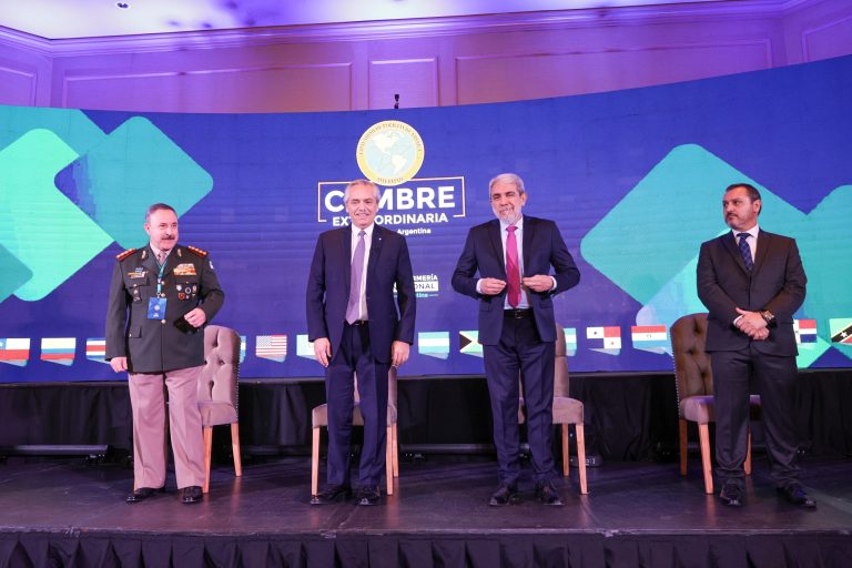 Alberto Fernández encabezó la cumbre de Policías de América