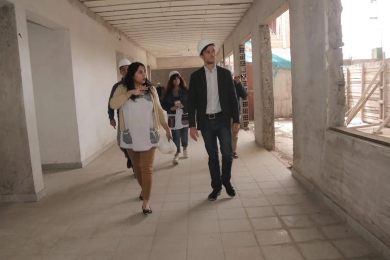 En Morón se invirtieron casi 290 millones de pesos en escuelas durante el último año y medio