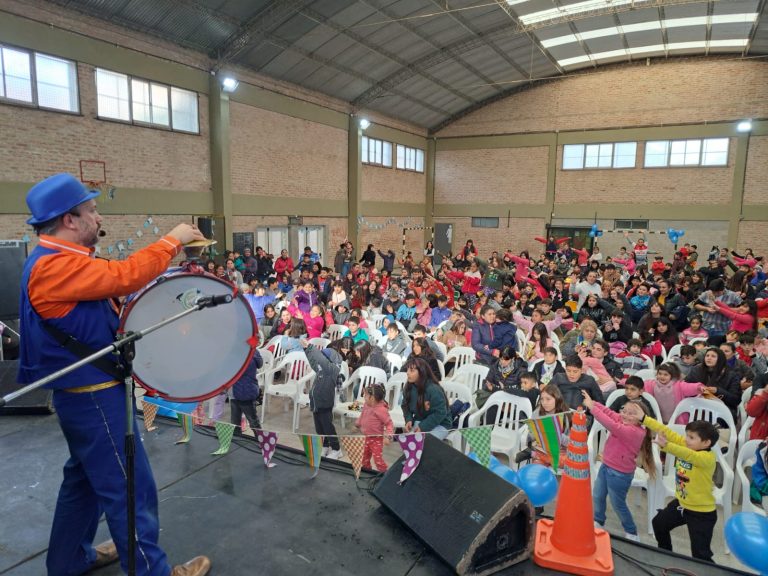 Distintos espectáculos culturales en Presidente Perón
