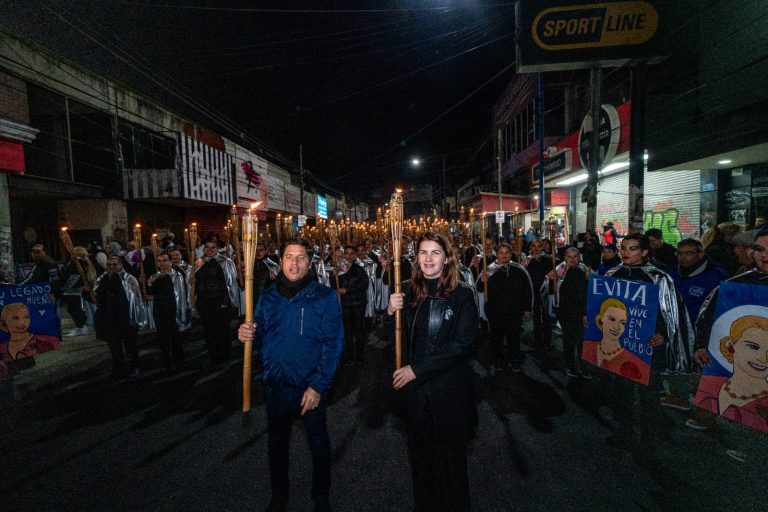 Mariel Fernández encabezó el acto del PJ bonaerense en homenaje a Eva Perón