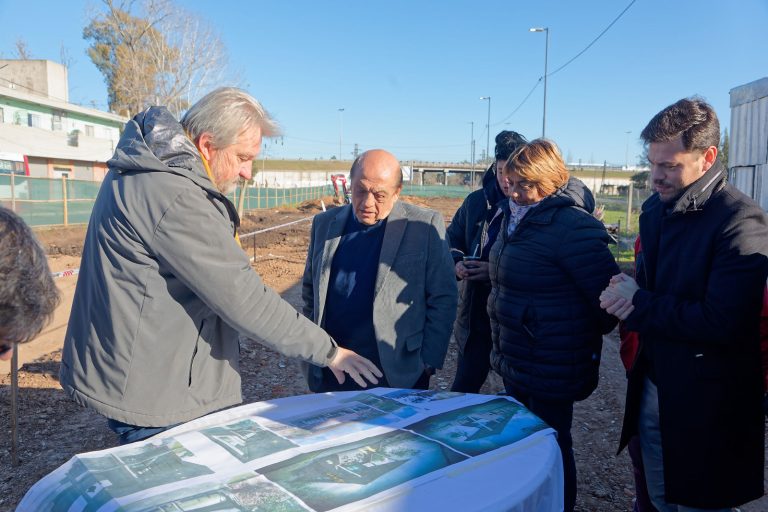 Empezó obra en Centro Cívico, Cultural y Recreativo en El Pato