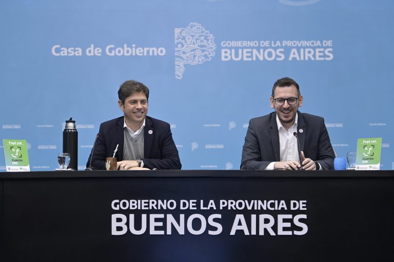 Kicillof presentó los nuevos beneficios de Cuenta DNI