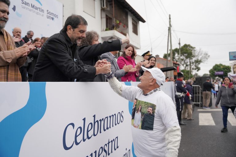 San Martín celebró el Día de la Independencia con un desfile patrio en la Avenida 9 de Julio