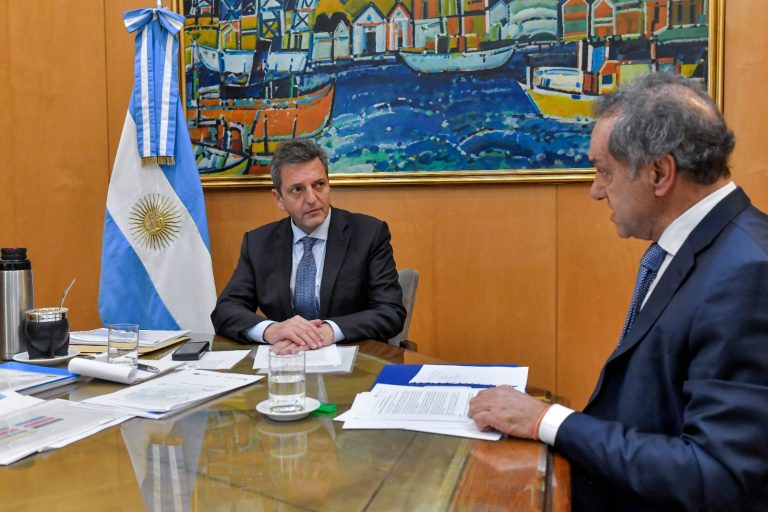 Massa sumó a Scioli a su equipo para diseñar una estrategia de diplomacia económica