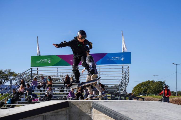 Vicente López inauguró una pista de deportes extremos