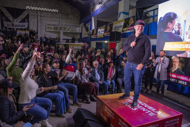 Valenzuela lanzó sus propuestas de campaña para Tres de Febrero