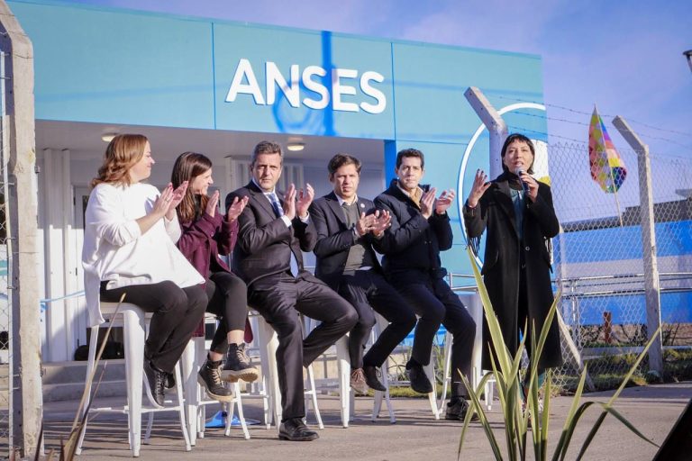 Se inauguró el edificio de una nueva Unidad de Atención Integral de la ANSES en Ezpeleta Oeste