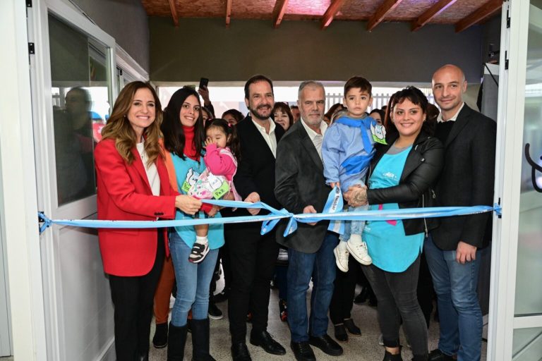 Sujarchuk inauguró el nuevo Centro de Desarrollo Infantil de Maquinista Savio