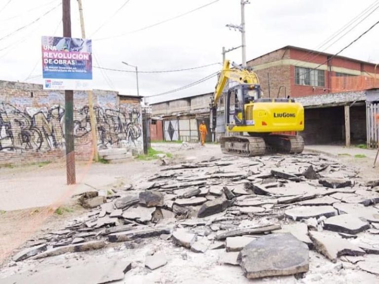 Avanzan las obras de pavimentación y cloacas en Llavallol