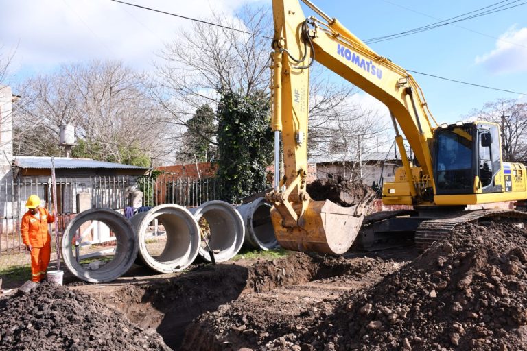 Obras pluviales en Castelar Sur