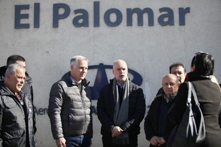 Larreta prometió reabrir el aeropuerto de El Palomar