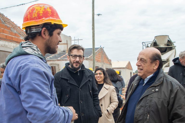 Ultiman detalles en obra de viviendas en Kennedy Norte